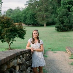 Meet your Posher, Olivia